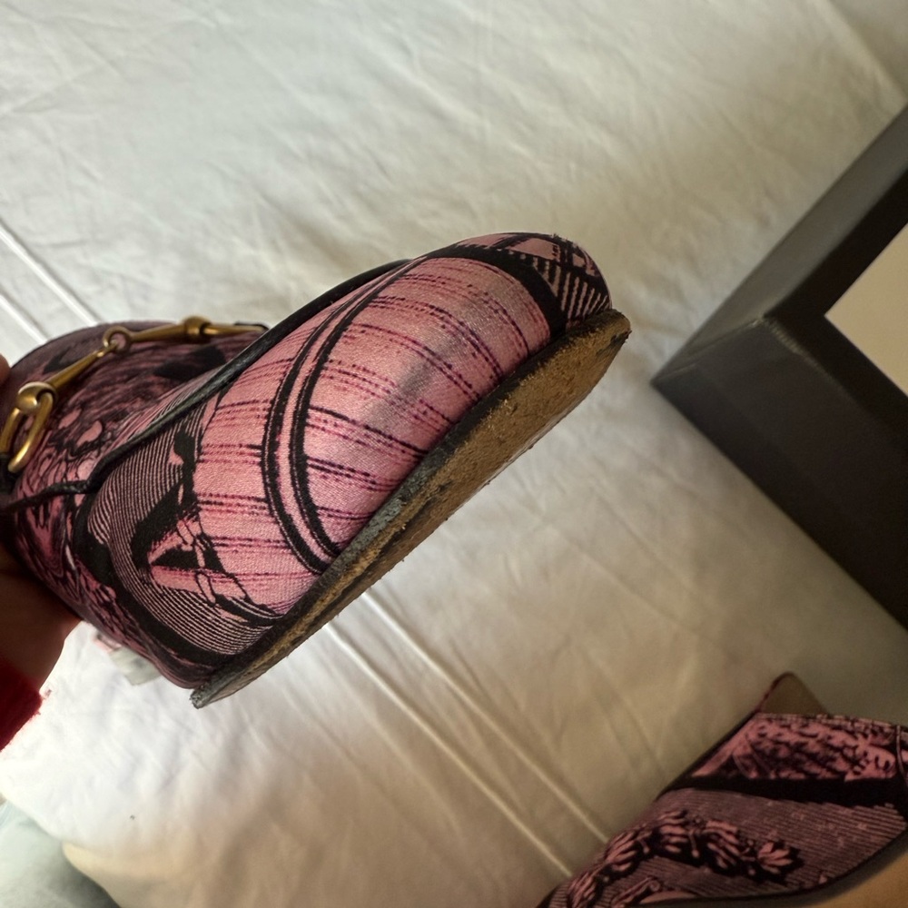 Gucci Pink and Black Patterned Mules - Picture 4 of 7